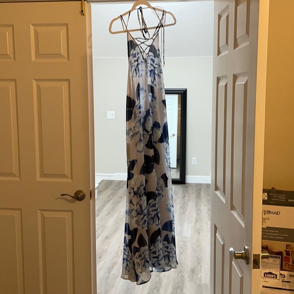 Show Me Your MuMu Dresses & Skirts - Maxi show me your mumu dress xsmall